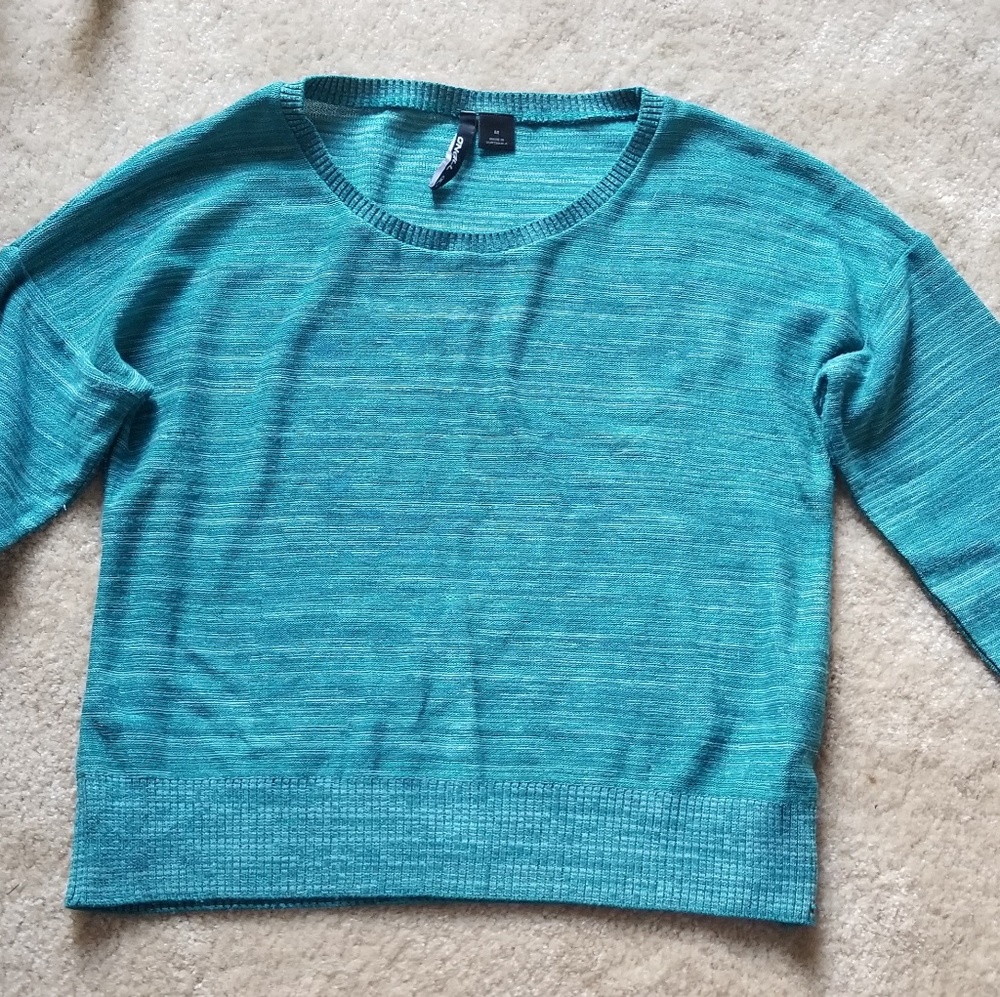 O'Neill sweater